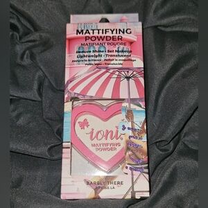 Ioni Cosmetics Mattifying Powder- Barely There (Translucent) 0.14oz BNIB. (Rare)